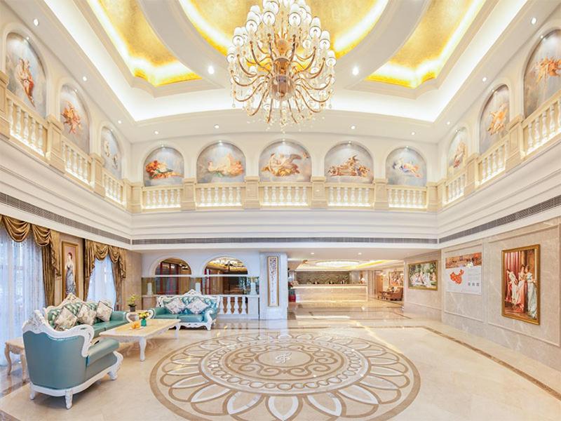 Vienna Hotel Zhongshan West District Exterior photo